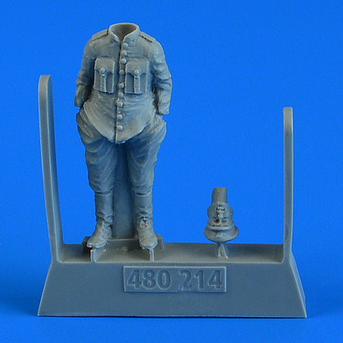 480214 German WWI Pilot 1/48 by AEROBONUS