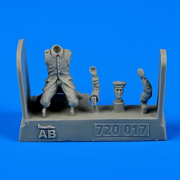 720017 German and Austro-Hungarian Aircraft Mechanic (Part.2) 1/72 by AEROBONUS (Aires)